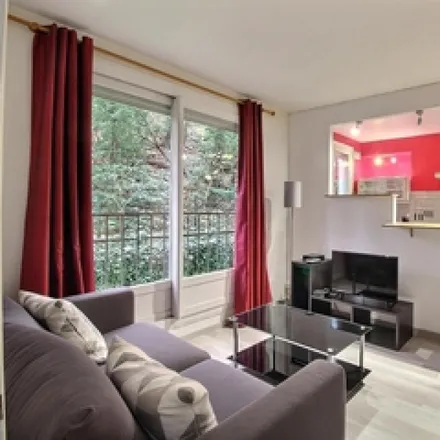 Image 8 - 40 Rue du Hameau, 75015 Paris, France - Apartment for rent