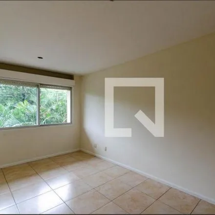 Rent this 2 bed apartment on Centro Empresarial Trevisa in Avenida Padre Cacique, Menino Deus