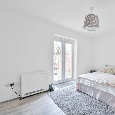 Rent this 2 bed house on Norbury Manor Primary School in Abingdon Road, London