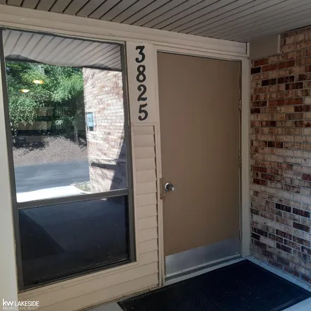 Buy this 2 bed condo on 3825 Lone Pine Road in West Bloomfield Township, MI 48323