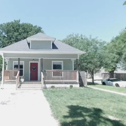 Buy this 2 bed house on 1219 West 3rd Street North in Wichita, KS 67203