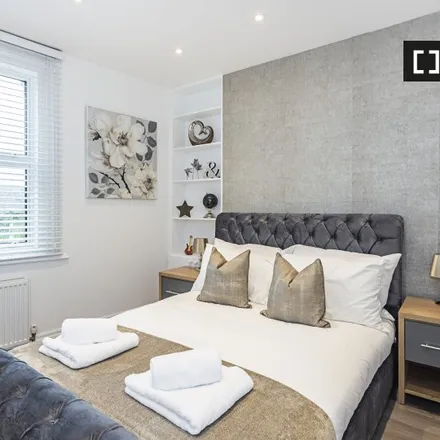 Rent this 2 bed apartment on 14 Iverson Road in London, NW6 2QT