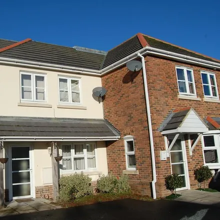 Rent this 2 bed house on unnamed road in Poole, BH15 4AY
