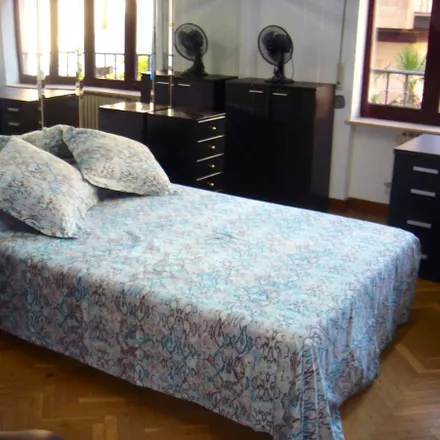 Rent this 1 bed room on Calle Maestro Ávila in 3, 37002 Salamanca
