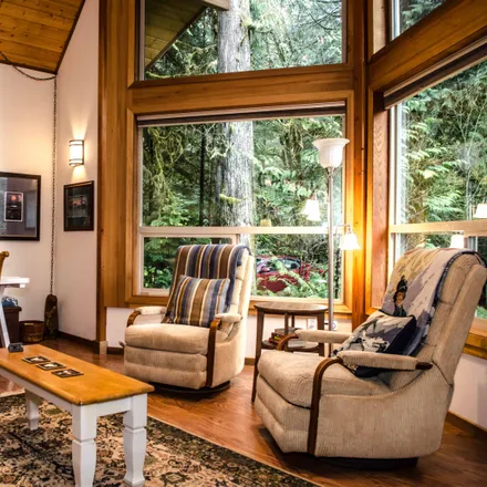 Image 3 - Snowline Lodge, Mount Baker Highway, Whatcom County, WA, USA - House for rent