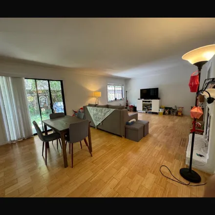 Rent this 1 bed apartment on 455 Tyndall Street in Los Altos, CA 94022
