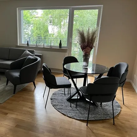 Rent this 2 bed apartment on Charlottenbrunner Straße 30 in 14193 Berlin, Germany