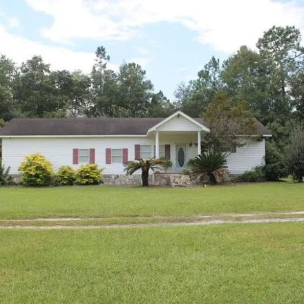 Buy this 3 bed house on 320 Jacobs Circle in Coffee County, GA 31535