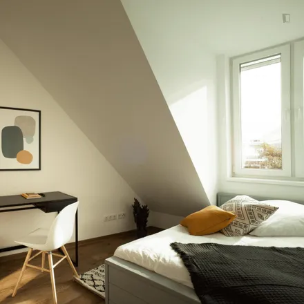 Rent this 4 bed room on Otto-Suhr-Allee 25 in 10585 Berlin, Germany