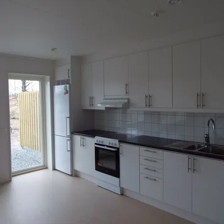 Rent this 4 bed apartment on Räfsvägen in 184 33 Åkersberga, Sweden