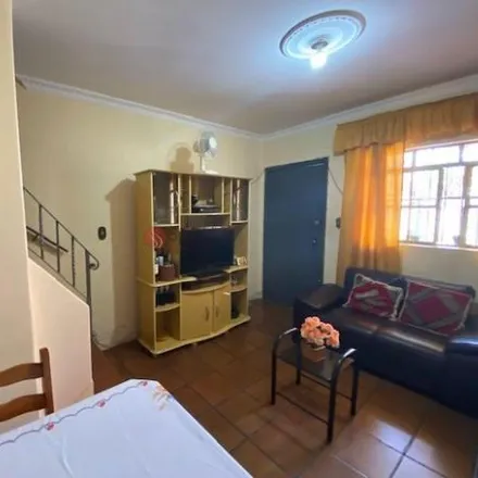 Buy this 2 bed house on Ipiranga in Rua Catiguá 657, Vila Azevedo