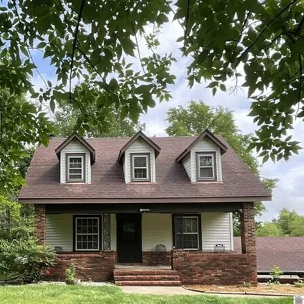 Buy this 3 bed house on 5025 Leonard Futrell Rd in Paducah, Kentucky