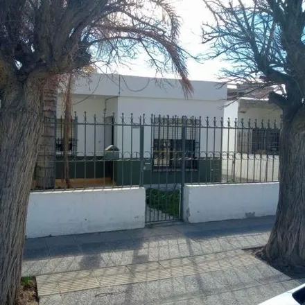 Buy this 2 bed house on Amaranto Suárez 1062 in Manuel Belgrano, Neuquén