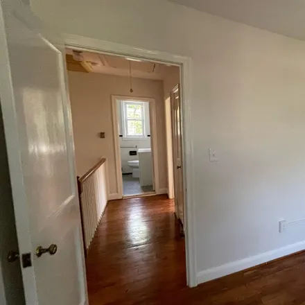 Image 2 - 1907 Glen Ridge Road, Parkville, MD 21234, USA - Room for rent