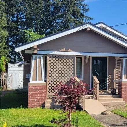 Buy this 2 bed house on 359 Southwest 9th Street in Chehalis, WA 98532