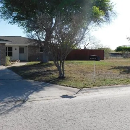 Rent this 3 bed house on 173 Jaimie Way in Del Rio, TX 78840