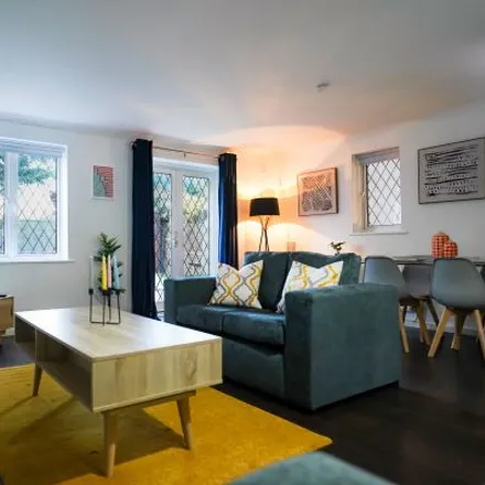 Rent this 7 bed apartment on Corbridge Drive in Luton, LU2 9UF