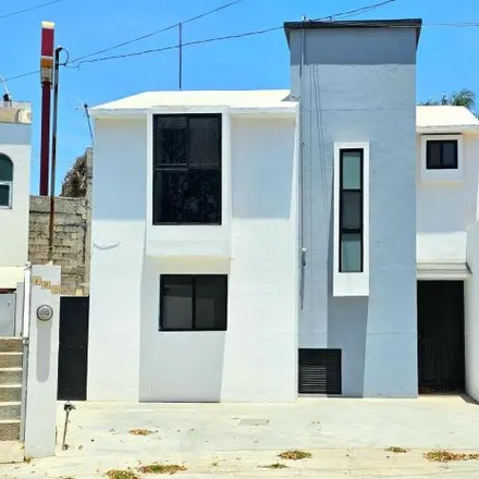 Buy this 3 bed house on Circuito Quinta San Miguel 194 in La Hacienda, 37178 León