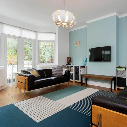 Image 2 - London, SW19 7AE, United Kingdom - House for rent