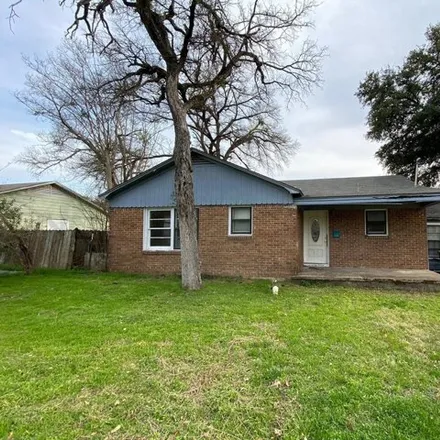 Buy this 3 bed house on 160 Bluebonnet Drive in Marlin, TX 76661