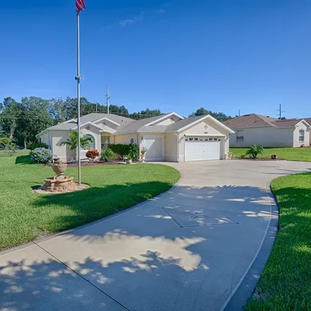 Image 3 - 33116 Meadow Green Court, The Villages, FL 34731, USA - House for sale