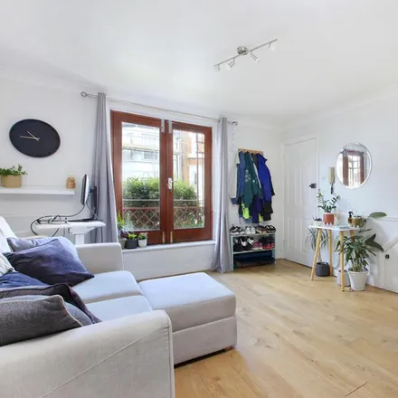 Image 1 - Aslett Street, London, SW18 2BE, United Kingdom - Apartment for rent