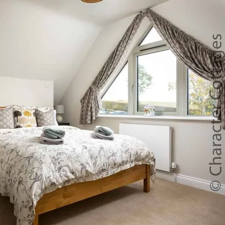 Rent this 3 bed duplex on Naunton in GL54 3AH, United Kingdom