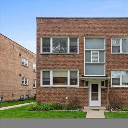 Buy this 3 bed house on 5346 North California Avenue in Chicago, IL 60659