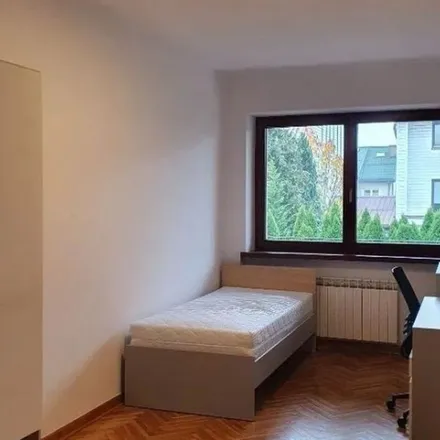 Rent this 9 bed apartment on Pirenejska 14 in 01-493 Warsaw, Poland