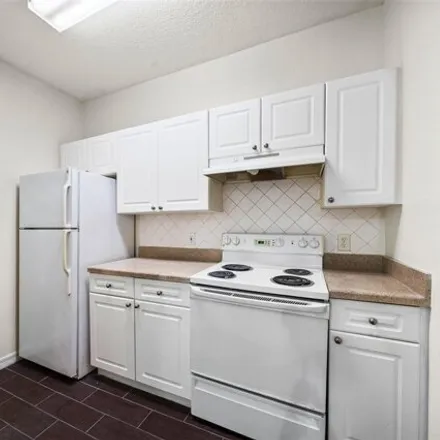 Image 3 - 18041 Richmond Place Drive, Tampa, FL 33647, USA - Condo for sale