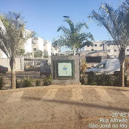 Buy this 2 bed apartment on Avenida Doutor Alberto Andaló in Vila Santa Cruz, São José do Rio Preto - SP