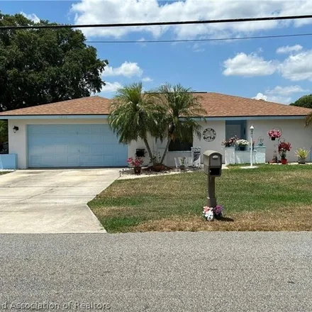 Buy this 3 bed house on 4221 Lafayette Avenue in Sebring, FL 33875