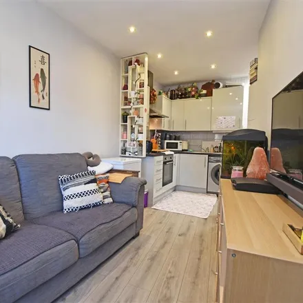 Rent this 1 bed apartment on New Heston Road in North Hyde Lane, London