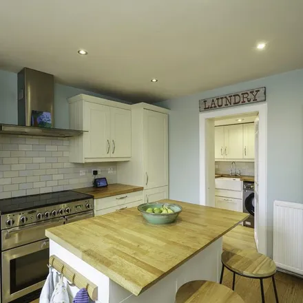 Rent this 6 bed apartment on The Lemon Tree in 5 West North Street, Aberdeen City