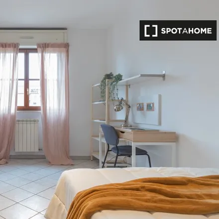Rent this 3 bed room on Via Urbino in 13/D, 10152 Turin Torino