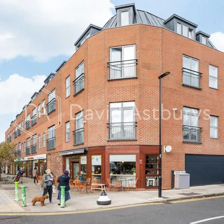Rent this 1 bed apartment on 23 Lynton Road in London, N8 8SJ