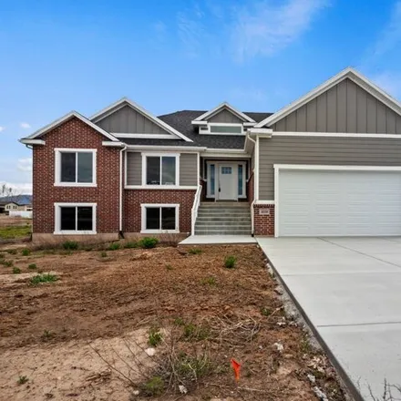 Buy this 5 bed house on 4038 South 5725 West in Hooper, Weber County