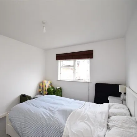 Image 5 - Amyand Park Road, London, TW1 3BF, United Kingdom - Duplex for rent
