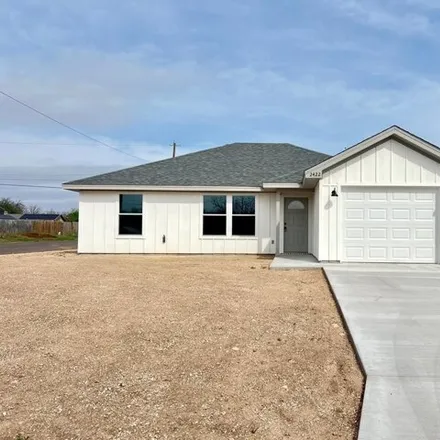 Buy this 3 bed house on 649 East 29th Street in San Angelo, TX 76903
