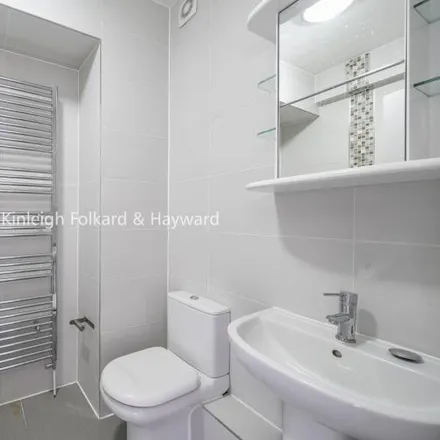 Rent this 4 bed apartment on Regency Lodge in Avenue Road, London