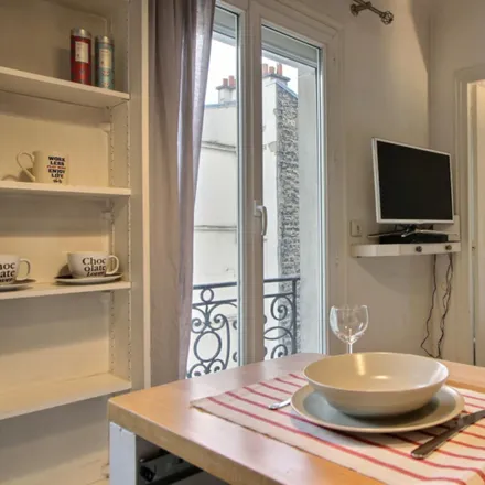 Image 8 - 3 Rue Rennequin, 75017 Paris, France - Apartment for rent