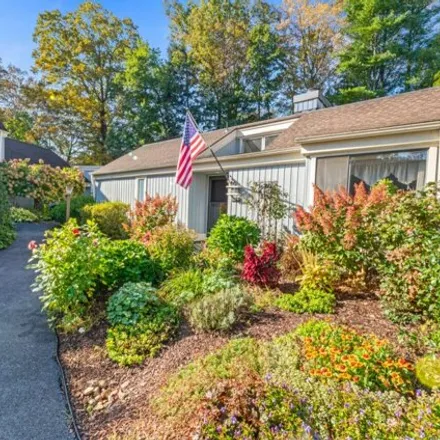 Image 2 - Krueger Drive, Heritage Village, Southbury, CT 06488, USA - Condo for sale