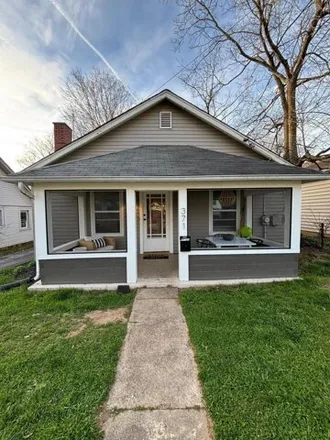 Buy this 3 bed house on 371 Preston Avenue in Lexington, KY 40522