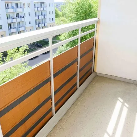 Rent this 3 bed apartment on Fritz-Maenicke-Straße 32 in 39128 Magdeburg, Germany