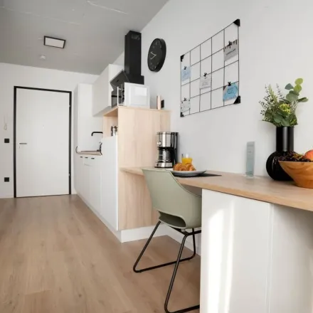 Rent this 1 bed apartment on home2share in Schmittenpfädchen 5, 53121 Bonn