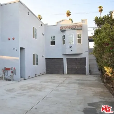 Buy this 11 bed house on 605 West 47th Street in Los Angeles, CA 90037