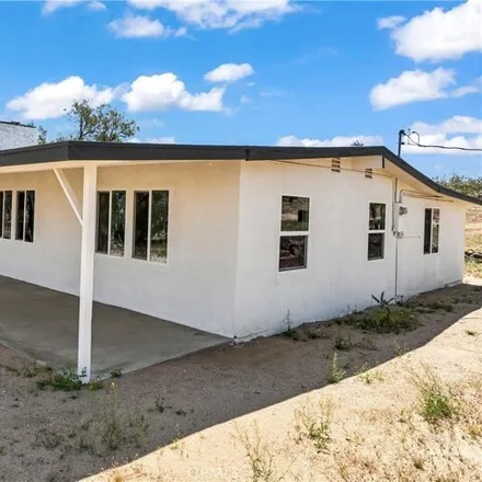 Rent this 3 bed house on 463 Acoma Trail in San Bernardino County, CA 92285