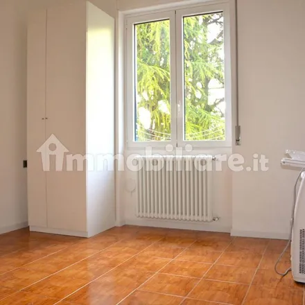 Image 9 - Via Varesina, 22100 Como CO, Italy - Apartment for rent