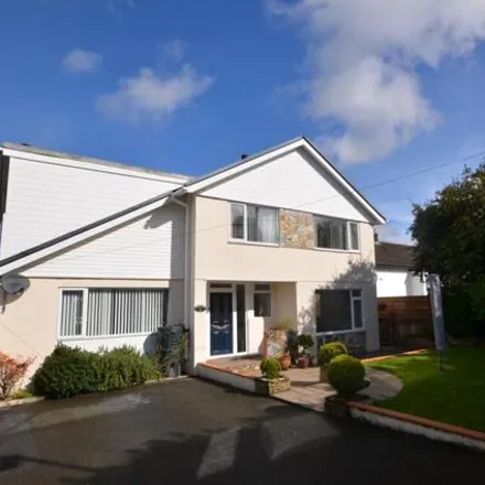 Buy this 6 bed house on Midway Road in Bodmin, PL31 1LL