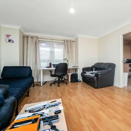 Image 3 - 61 Hillfoot Street, Glasgow, G31 2NB, United Kingdom - Apartment for sale